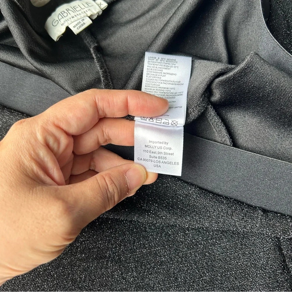 Gabrielle by Molly Bracken Black Shimmer Skinny Pants - Picture 11 of 13